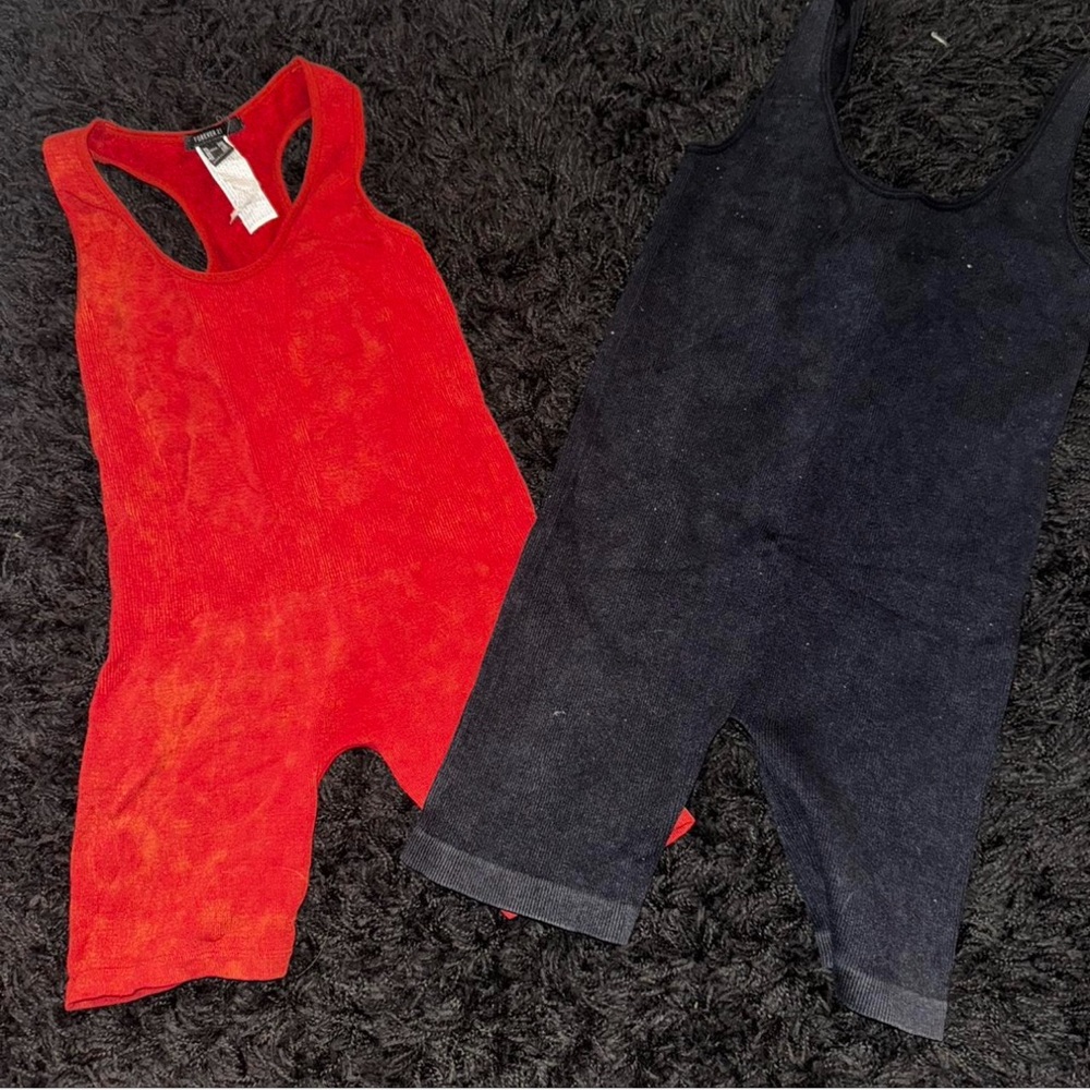 Red and Black Sleeveless Jumpsuits